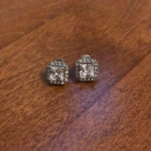 ⭐️Square Stone Earrings with Halo